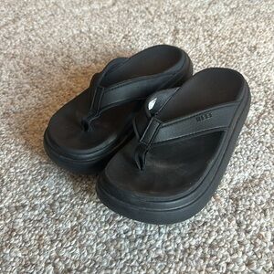 Reef Cushion Bondi Bay